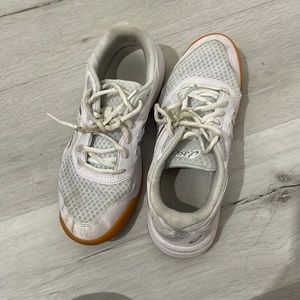 comfortable they are obviously dirty but i will clean them.